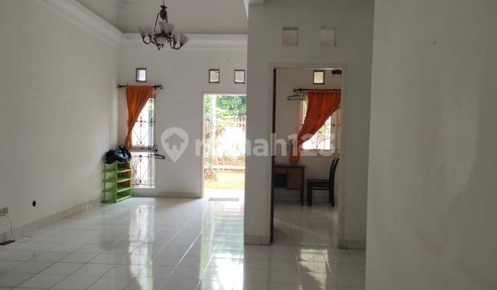 Dijual Rumah di Villa Serpong Nempel Perumahan Kejaksaan
