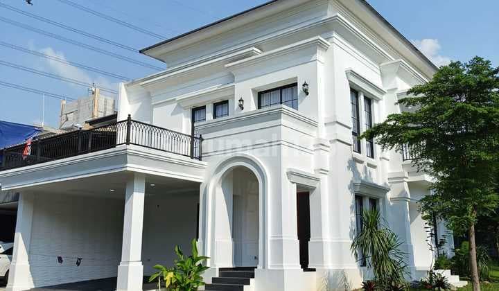 Rumah 2 Lantai Classic Modern, Hoek, Semi Furnished Alam Sutera
