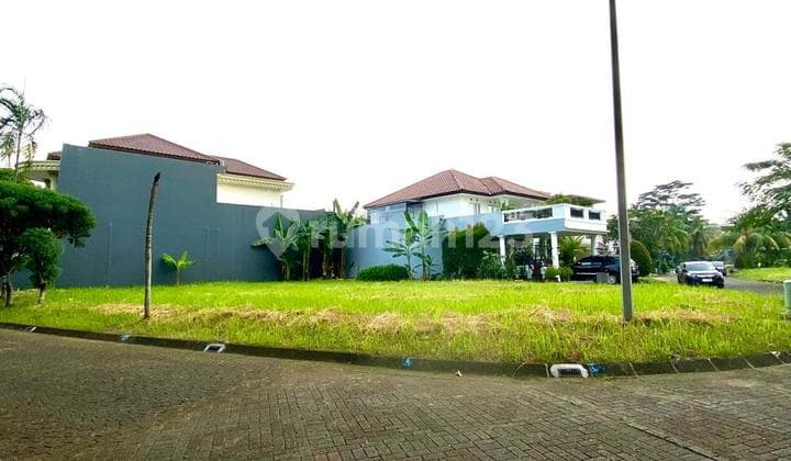For Sale Corner Lot at Taman Giri Loka Housing