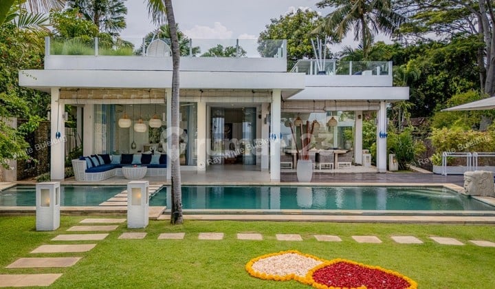 Beautiful Coastal Villa In Lovina - Modern Living By The Sea