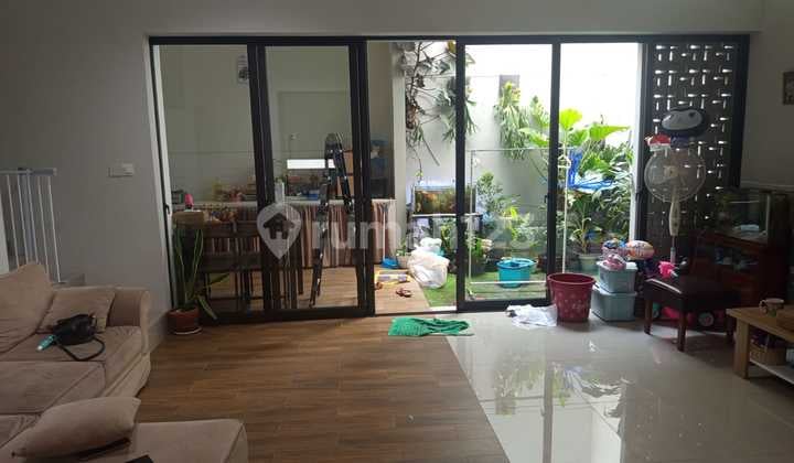 Rumah Murah Nyaman Siap Huni Strategis Summarecon Cluster Flora
