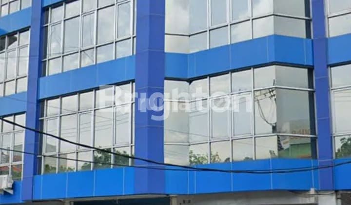 Gedung 4 Lantai Komersial Area Manyar Potensi Bisnis Besar