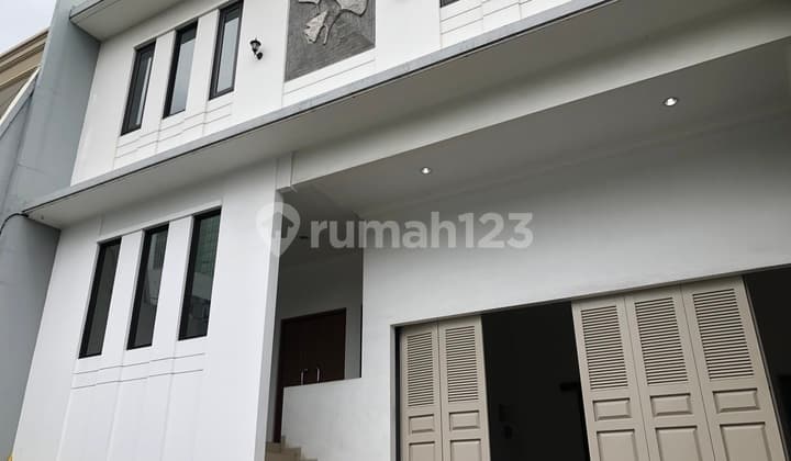 Jl. Hang Lekir 1, Kebayoran Baru - Rumah Strategis Siap Huni