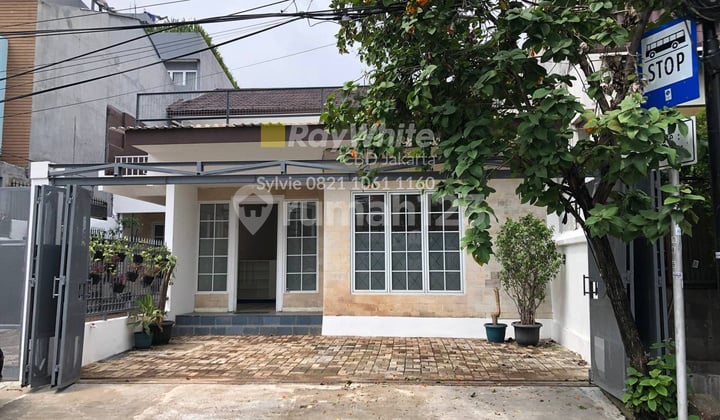 Disewakan Ruang Usaha Kantor di Bendungan Hilir Bebas Banjir