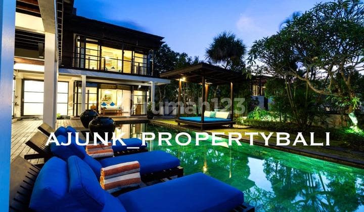 Luxury Vila Lingkungan One Gate System Security 24Hr, Jimbaran