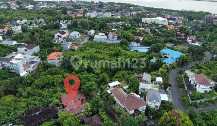 Tanah Pinggir Tebing & View Laut Kawasan Elit, Mumbul Nusa Dua