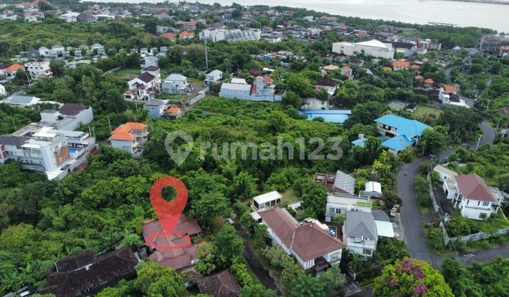 Tanah Pinggir Tebing & View Laut Kawasan Elit, Mumbul Nusa Dua