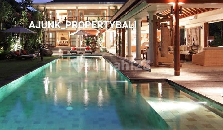 Vila Luxury Area Premium, Dekat Atlas & Finns Beach Club, Canggu