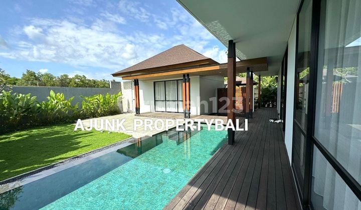 Vila Baru Modern Tropical di Cluster Elit Vila Complex, Jimbaran