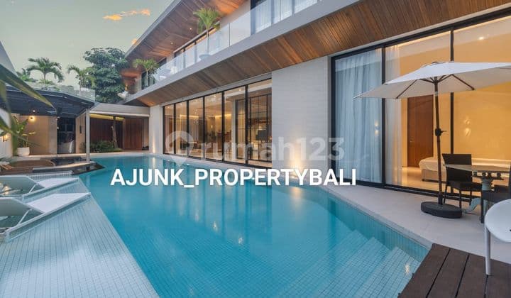 Luxury High-Design Modern Villa, Premium & Strategic Location, Umalas