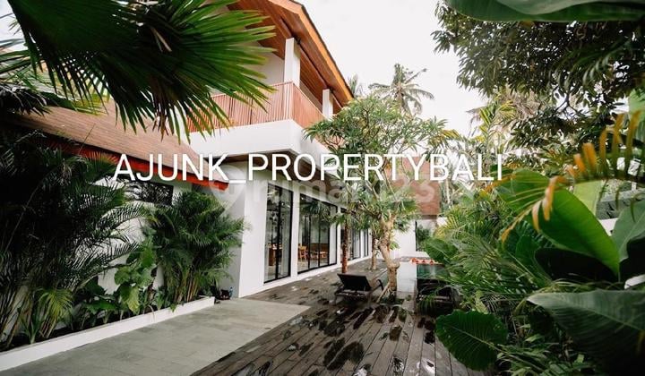 Modern Tropical New Villa in Kemenuh, Quite Close to Ubud Area