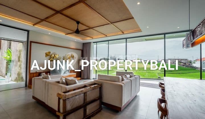 Modern Tropical Villa with Rice Field View, One Gate System Environment, Canggu