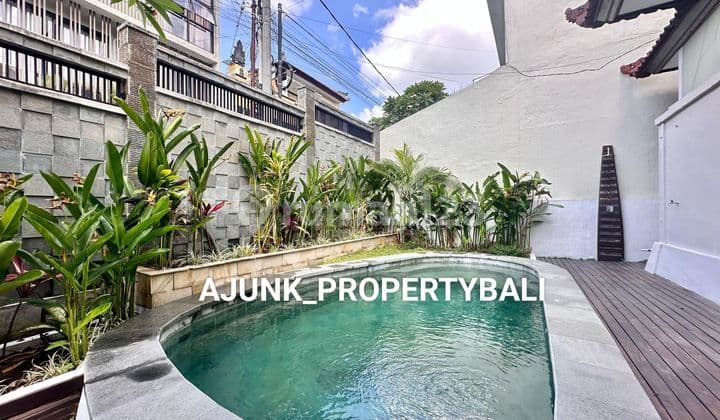 Rumah Semi Vila Lokasi Premium, 10 Menit ke Nook, Kerobokan