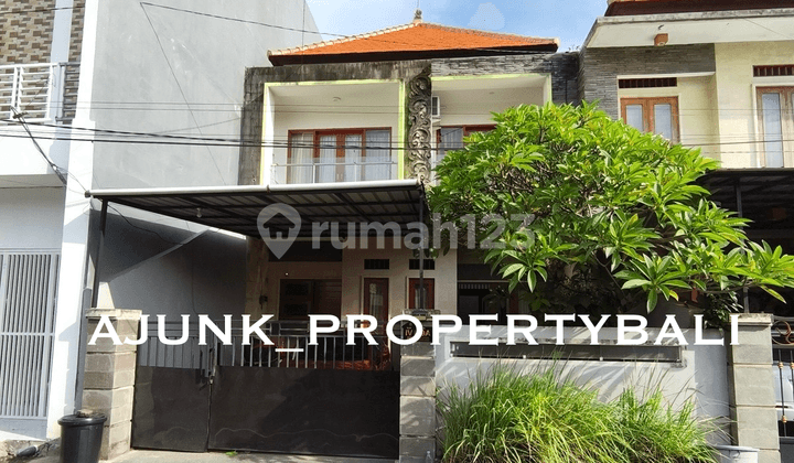Rumah Modern di Komplek Perumahan, 300 Mtr Dari Jl Utama, di Kuta