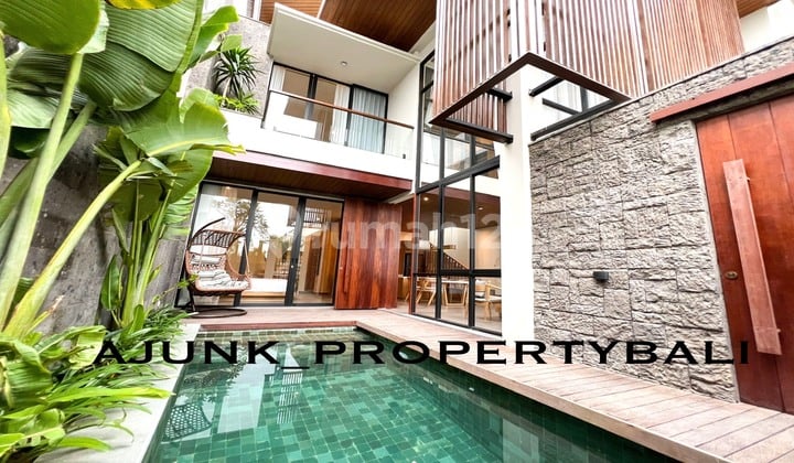 Vila Modern Area Premium, 10 Menit ke Pantai Batu Bolong, Canggu