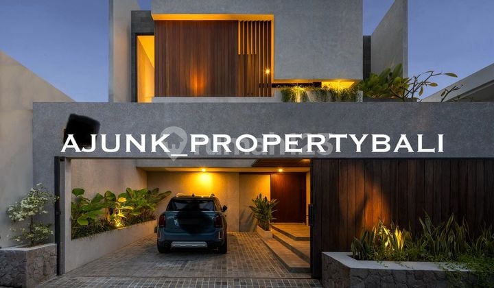New Luxury Villa, 11 Minutes to the Beach in Tumbak Bayuh Pererenan Area