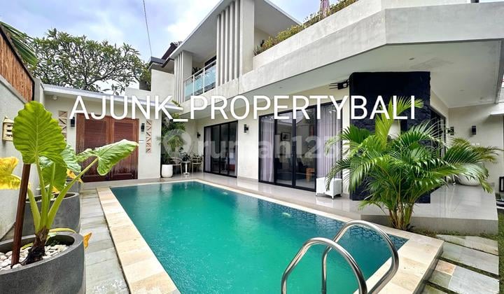 Vila Modern Di Central Kerobokan, 10 Menit Ke Pantai Petitenget