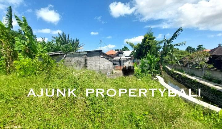 Strategic Land Suitable for Private Homes or Villas, Kerobokan