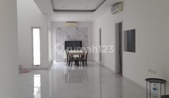 Grisea, Rumah Sudah Renov di Spring, Gading Serpong, Dekat Danau, Sudah Renov