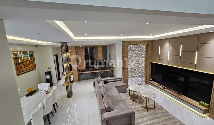 Dijual rumah sudah renov di PHG, dekat pool cluster, gading serpong