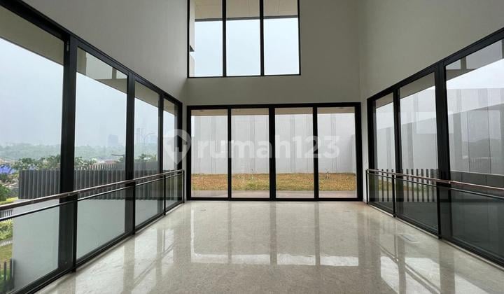 Disewakan Rumah di Lyndon, Navapark, Rumah Baru, Ada Lift