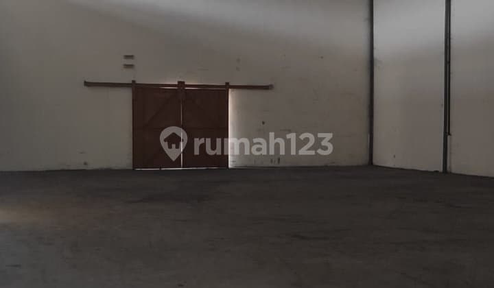 Gudang di Alam Sutera. Dekat Tol. Raya Serpong