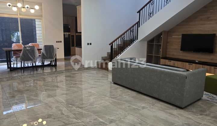Rumah di Phg, Baru Renovasi, Furnish, Kt 4, Gading Serpong