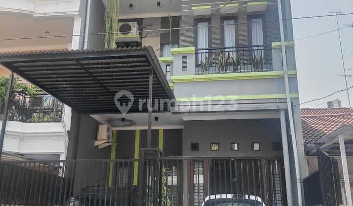 3-Story Ready-to-Occupy Fully Furnished House