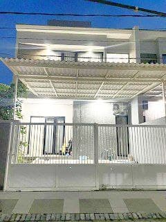 Rumah Di Baskara Mulyosari Surabaya Minimalis Modern Bagus