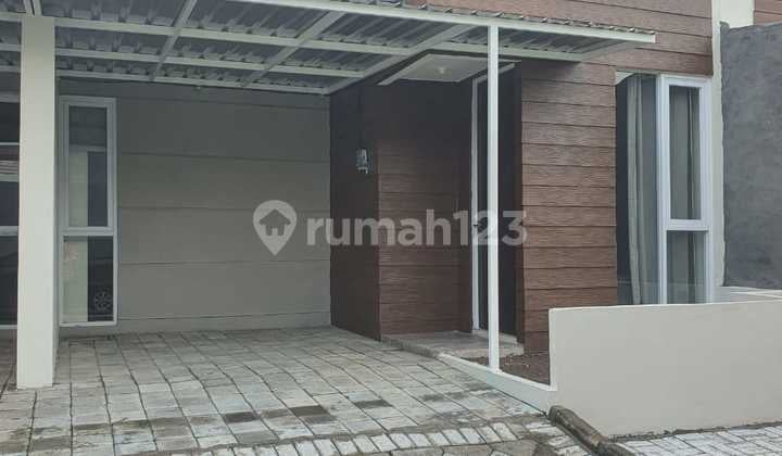 Rumah Lokasi Strategis 0 Jalan Raya Buduran Tengah Kota Sidoarjo