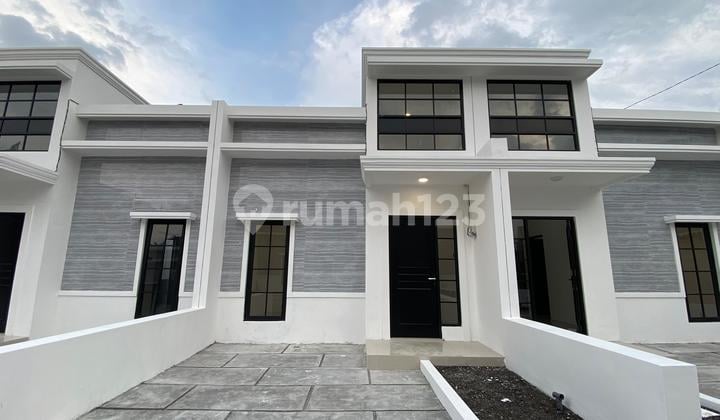 Rumah Surabaya Selatan di Kebraon Dekat Pakuwon Citraland Spazio