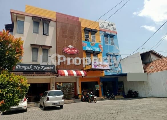 DIJUAL ruko Majapahit Raya, dekat pintu tol Gayamsari, Semarang