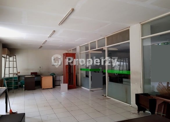 For Rent: Sriwijaya Shop House, City Center, 14x18, Semarang