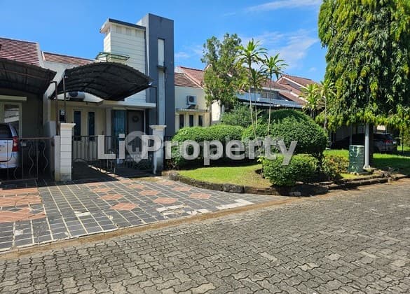 FOR RENT Graha Padma house, near Airport and Columbia Asia Hospital, Semarang