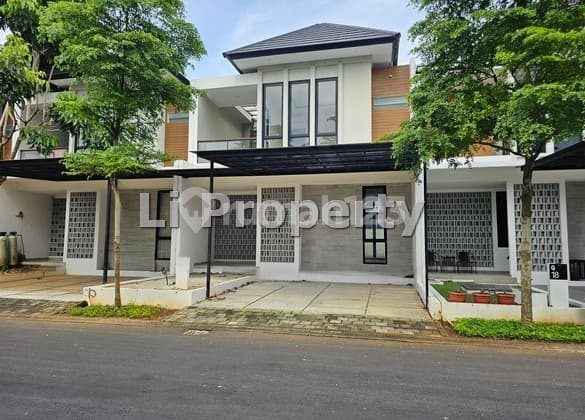Rumah Hilago, Bsb City, Dekat Uptown Mall dan Kampus Unika, Sejuk, Semarang