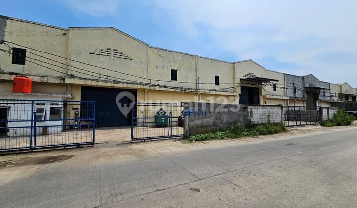 Warehouse for Sale at Pantai Indah Dadap Tangerang, 2 Floors, 2 Units, SHM, Main Road 2X2