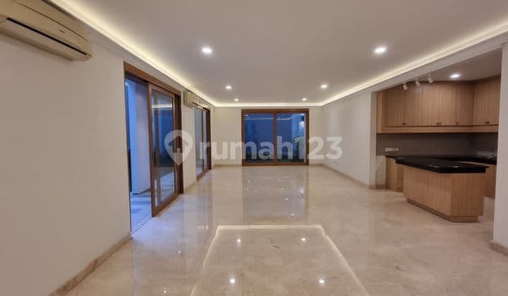 Disewakan Hunian Mewah di Pondok Indah Jakarta Selatan