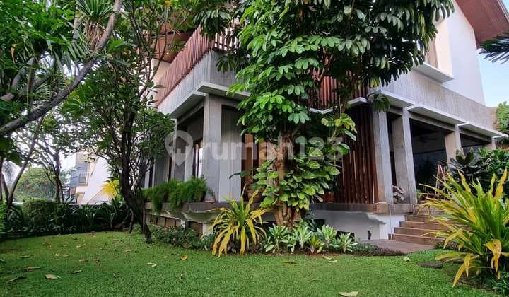 Disewakan Luxury Tropical House Pondok Indah