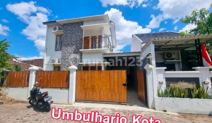 House in the City of Umbul Harjo Near Xt Square