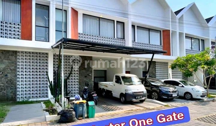 Ready-to-Occupy House in Maguwo Housing Near Jogja Bay