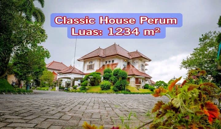 Classic House in Jogja Housing Area 1234 M²