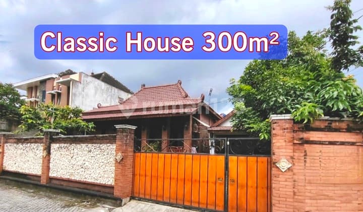 Classic Jogja House Near Jec Close to Janti Road