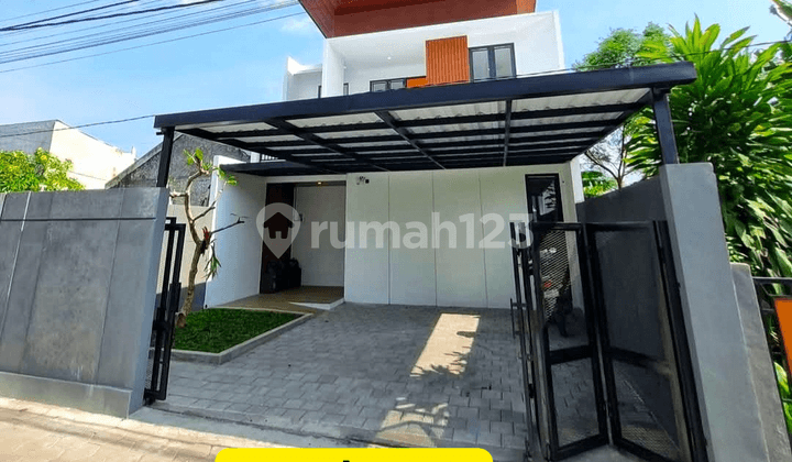 House on Solo Road Near UPN Babarsari Inside Ringroad