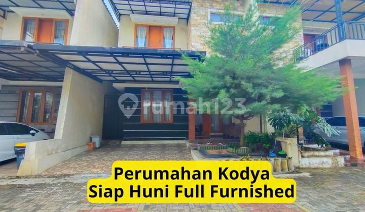 Rumah Dalam Kota Dalam Perumahan Elit Umbulharjo
