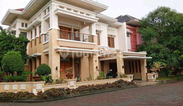 Elite Housing Near Kaliurang Road Hook Unit