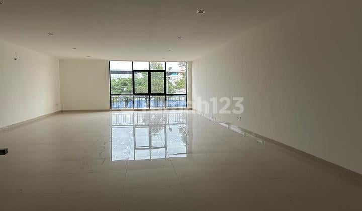 Disewakan Ruko Ebony Batavia Golf Island Pik Pantai Indah Kapuk