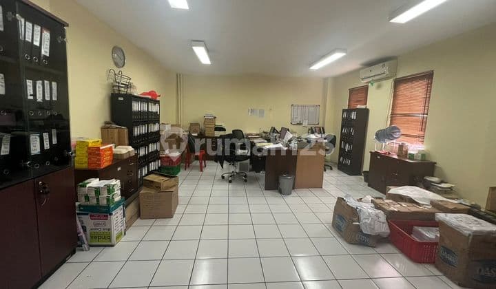 Gudang elang laut pik pantai indah kapuk jakarta utara