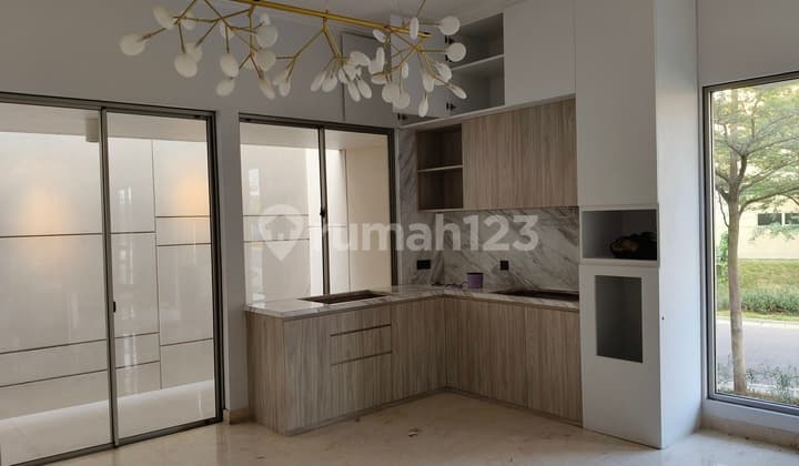 Disewakan Rumah Golf Island Pik Pantai Indah Kapuk Jakarta Utara