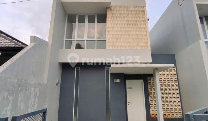 Rumah Siap Huni Cihandekat Pusat Pendidikan