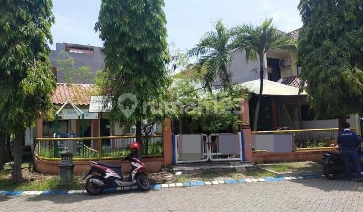 Dijual Rumah Hook Puri Surya Jaya KT